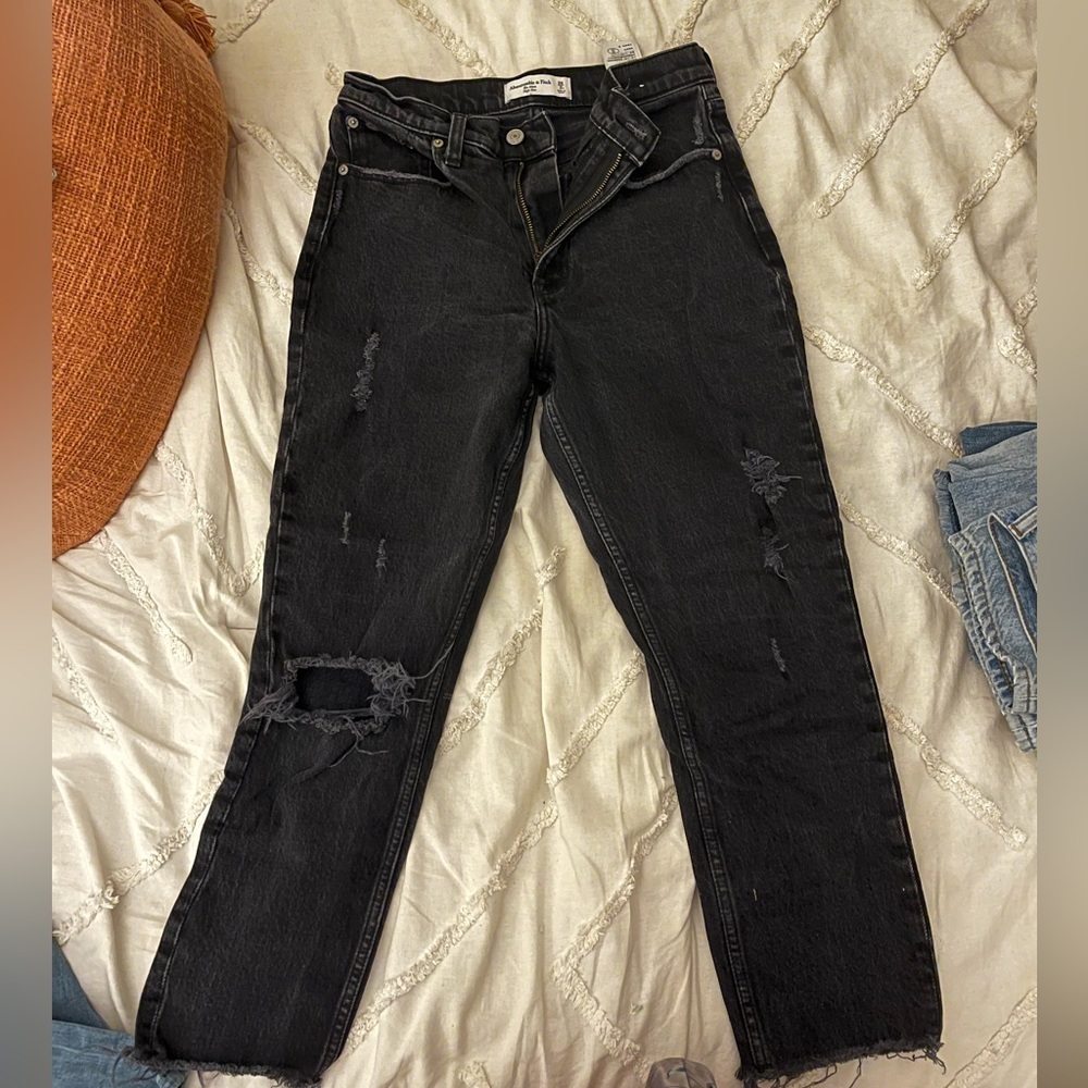 Abercrombie Mom High Rise Black Jeans